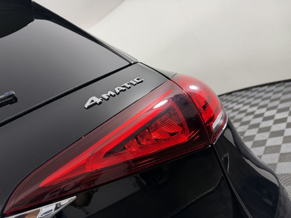 2020 Mercedes-Benz GLE-Class Image 11
