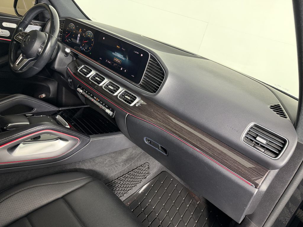 2020 Mercedes-Benz GLE-Class Image 21