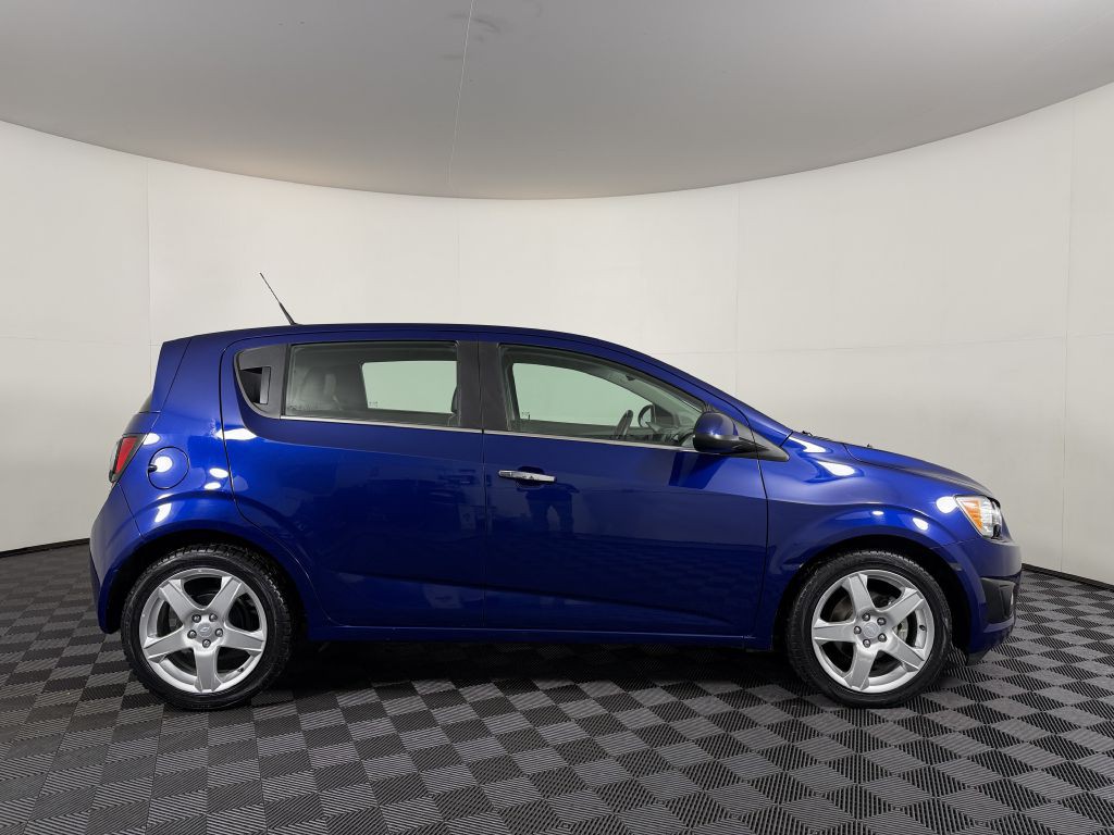 2014 Chevrolet Sonic Image 4