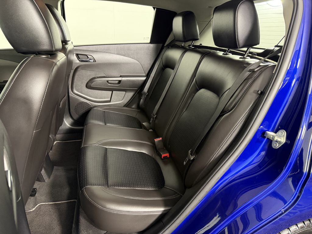 2014 Chevrolet Sonic Image 16
