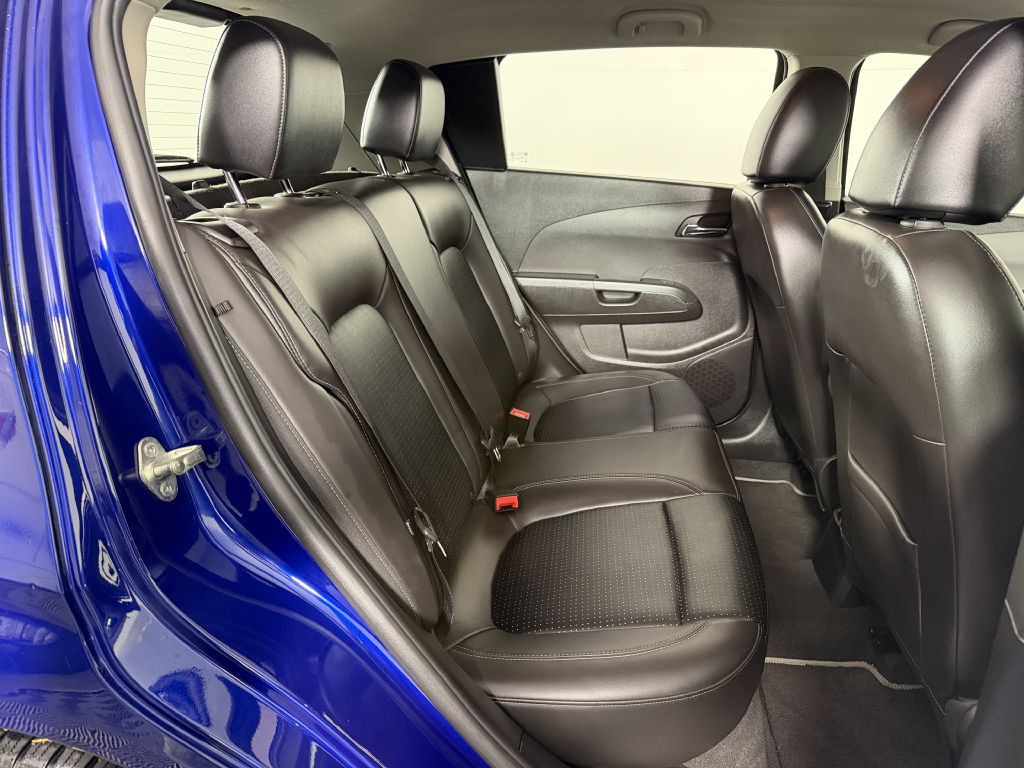 2014 Chevrolet Sonic Image 17