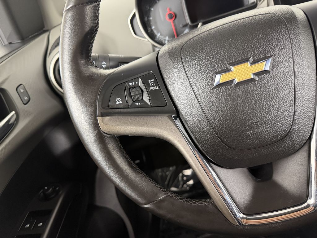 2014 Chevrolet Sonic Image 25