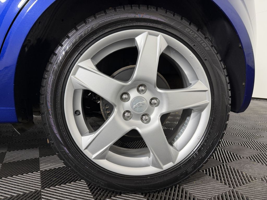 2014 Chevrolet Sonic Image 38