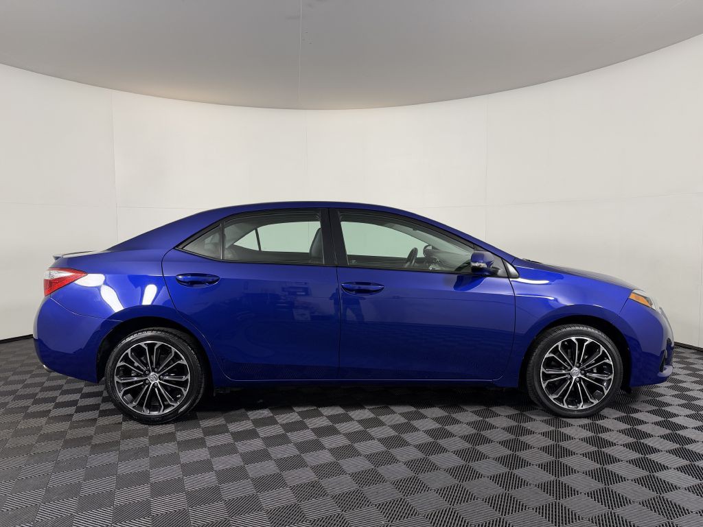 2016 Toyota Corolla Image 5