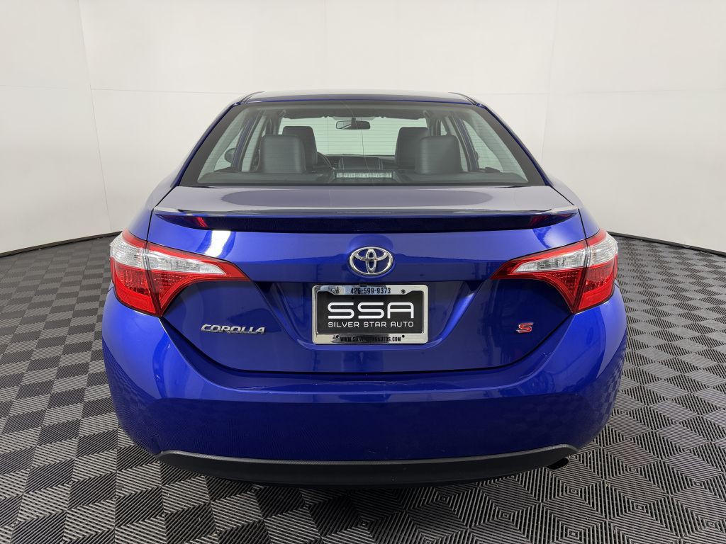 2016 Toyota Corolla Image 8