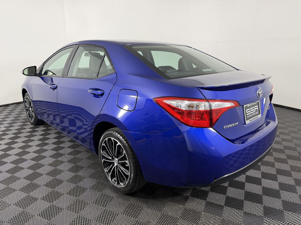 2016 Toyota Corolla Image 10