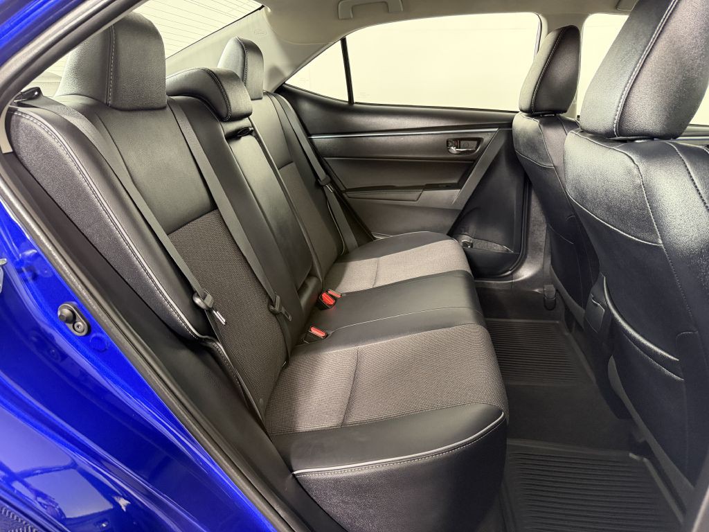 2016 Toyota Corolla Image 27