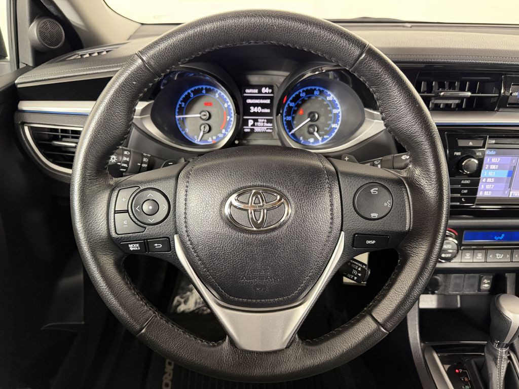 2016 Toyota Corolla Image 30