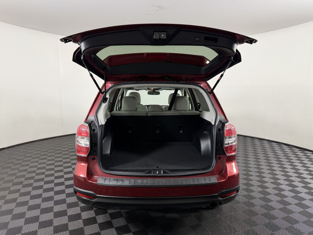 2014 Subaru Forester Image 11