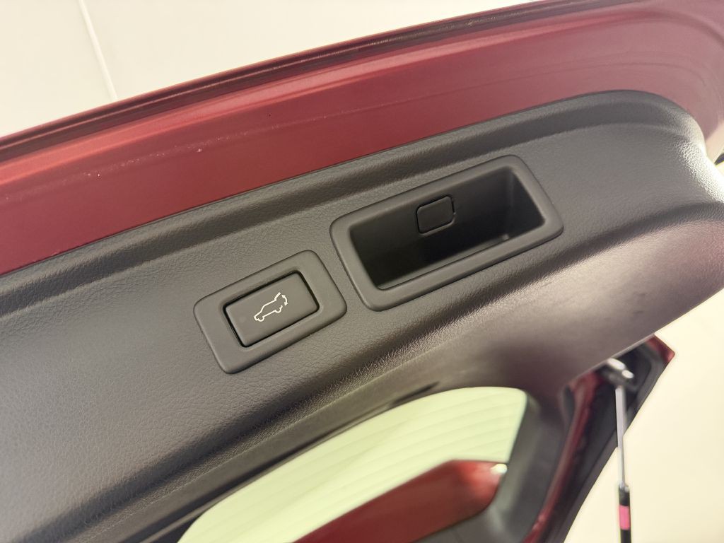 2014 Subaru Forester Image 13