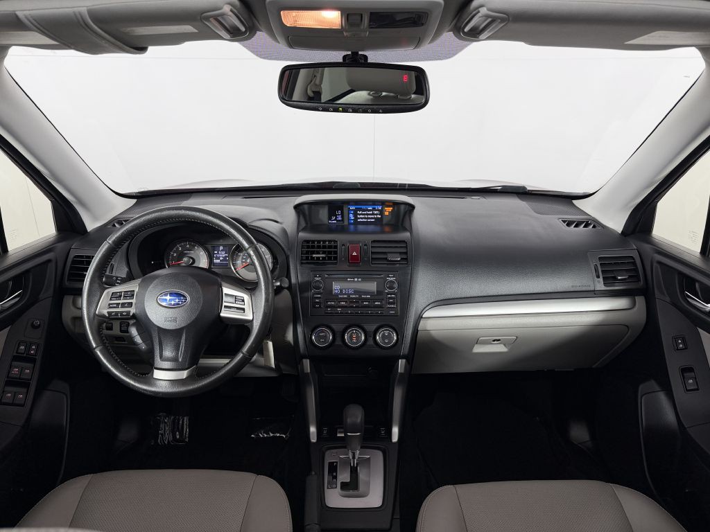 2014 Subaru Forester Image 16