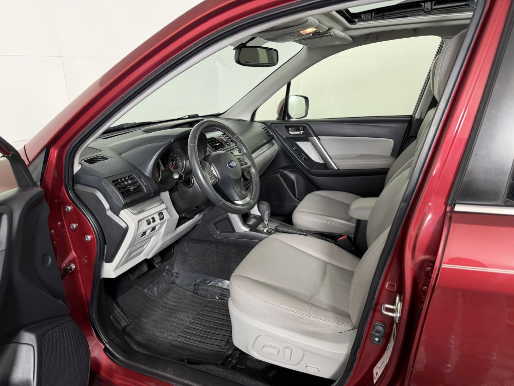 2014 Subaru Forester Image 17