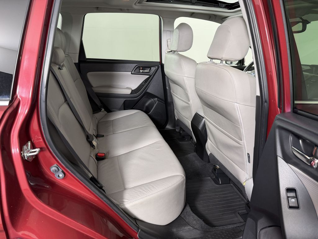 2014 Subaru Forester Image 22