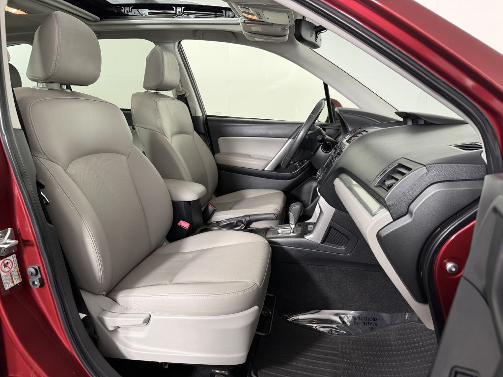 2014 Subaru Forester Image 25