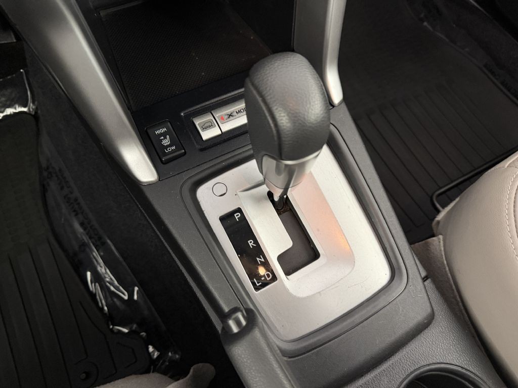 2014 Subaru Forester Image 34