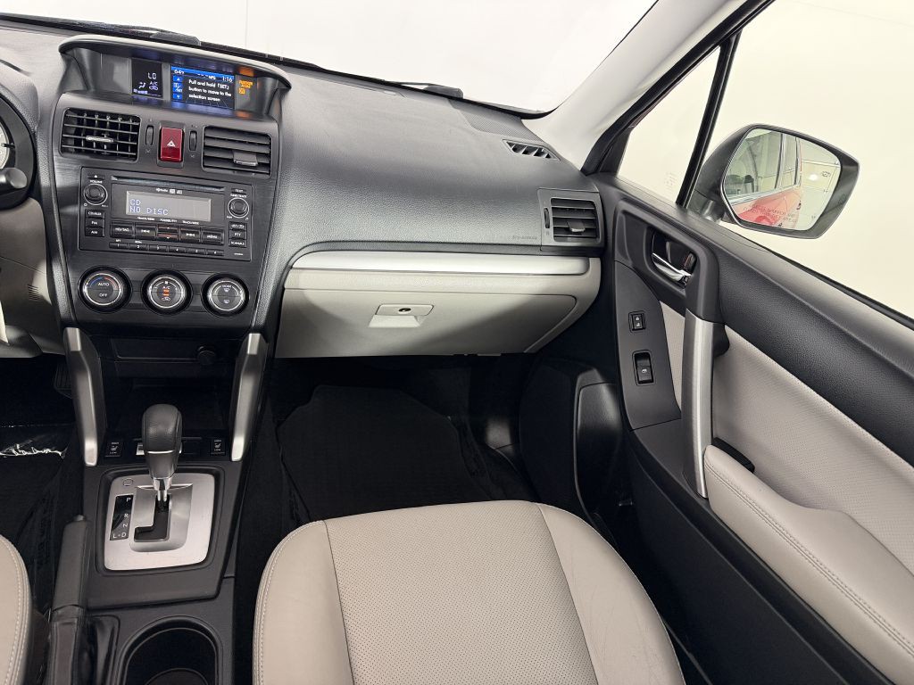 2014 Subaru Forester Image 37