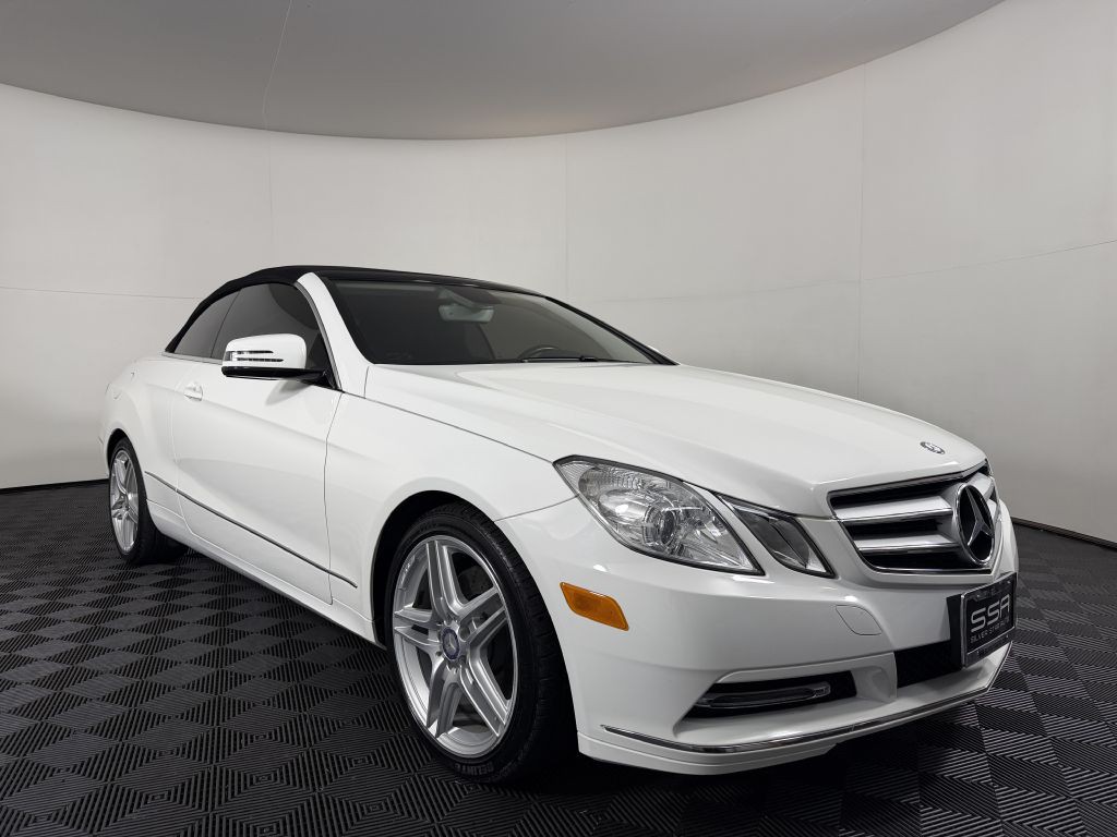 2013 Mercedes-Benz E-Class Image 3