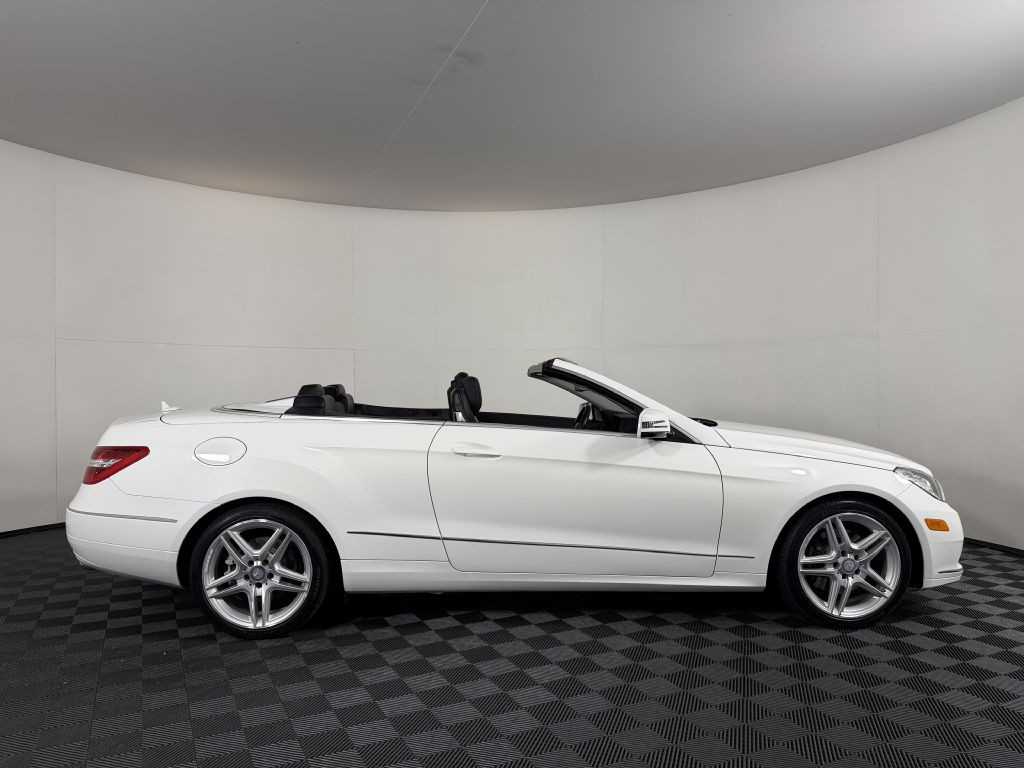 2013 Mercedes-Benz E-Class Image 13