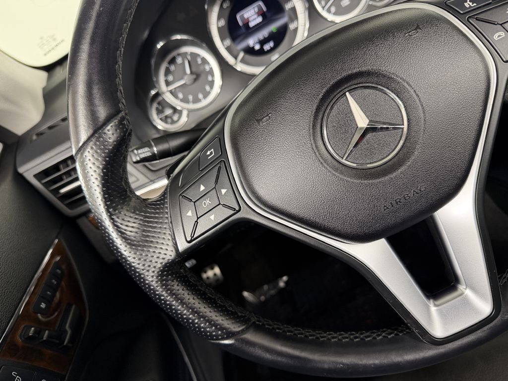 2013 Mercedes-Benz E-Class Image 23