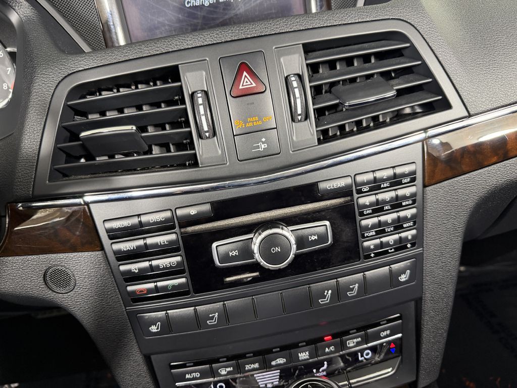 2013 Mercedes-Benz E-Class Image 38