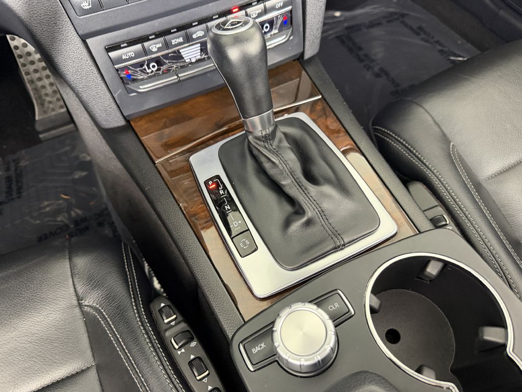 2013 Mercedes-Benz E-Class Image 41