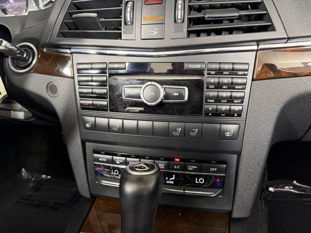 2013 Mercedes-Benz E-Class Image 42