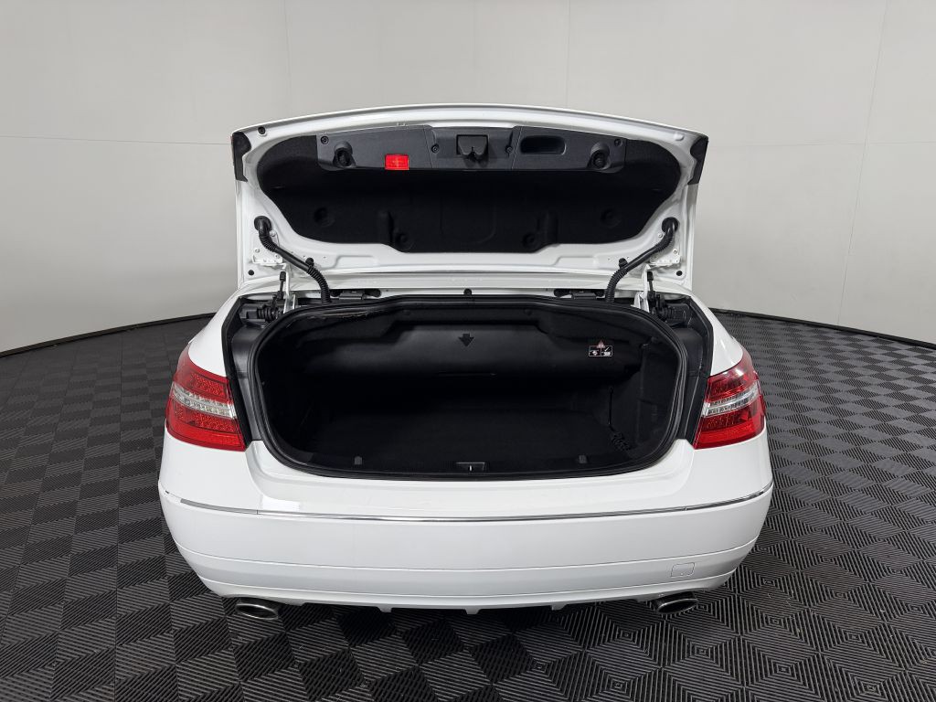 2013 Mercedes-Benz E-Class Image 51
