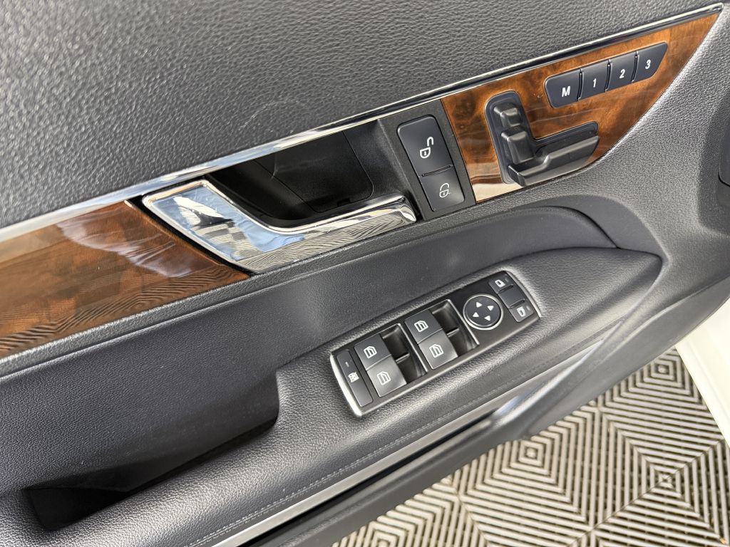2013 Mercedes-Benz E-Class Image 56