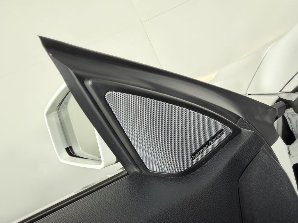 2013 Mercedes-Benz E-Class Image 57