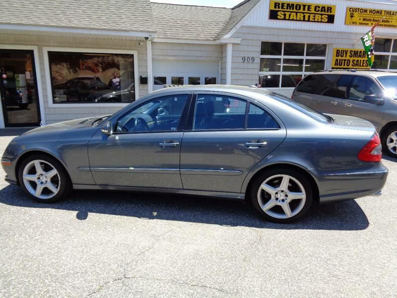 2009 Mercedes-Benz E-Class Image 1