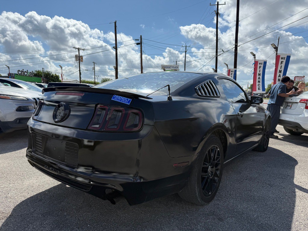 2014 Ford Mustang Image 3