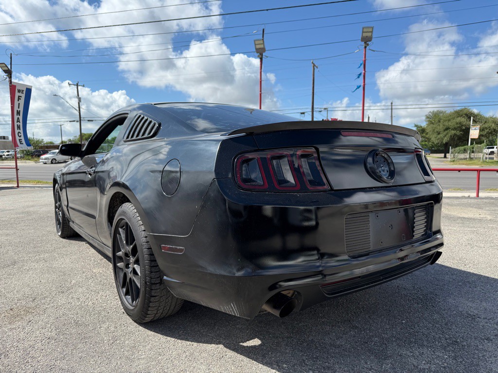 2014 Ford Mustang Image 4
