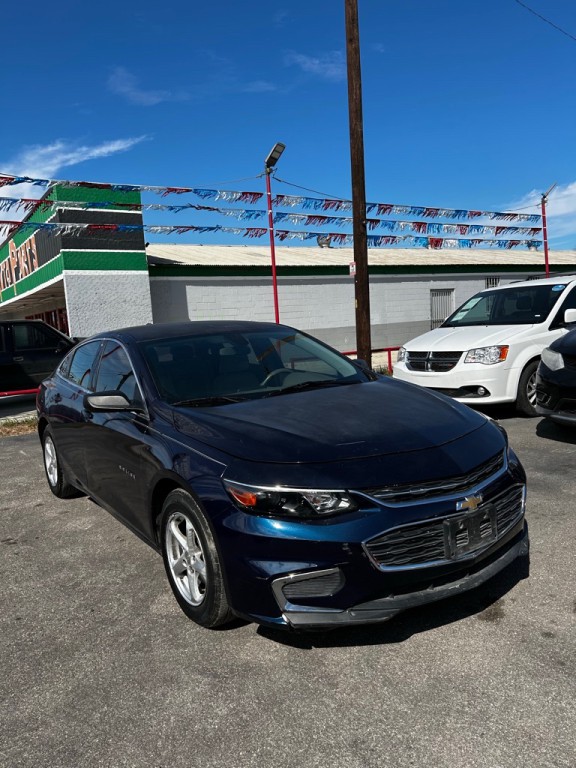 2017 Chevrolet Malibu Image 1