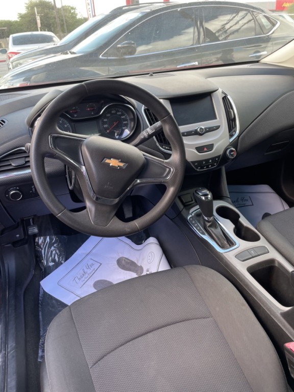 2017 Chevrolet Cruze Image 5