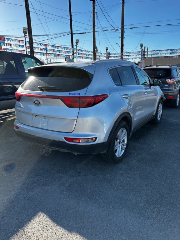 2017 Kia Sportage Image 2