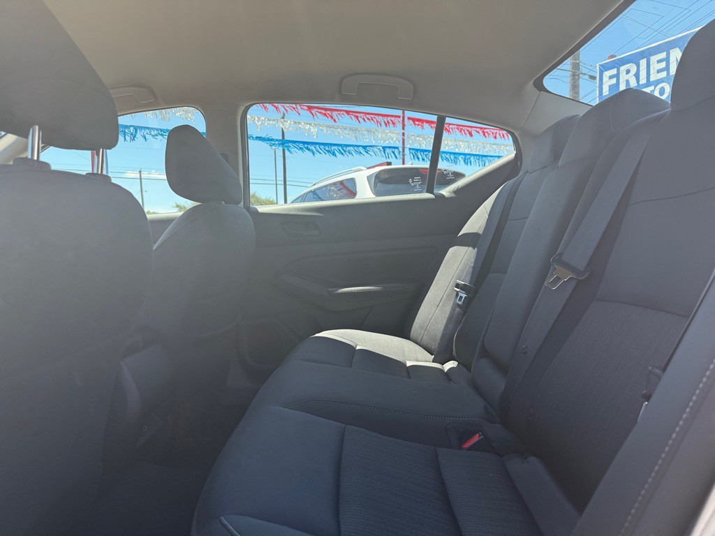 2024 Nissan Altima Image 6