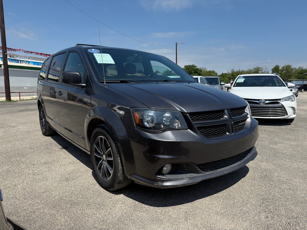 2019 Dodge Grand Caravan Image 2