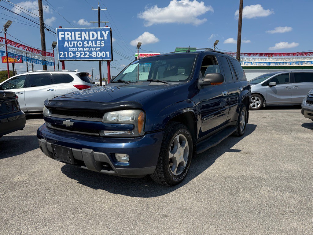 2004 Chevrolet Trailblazer Image 1