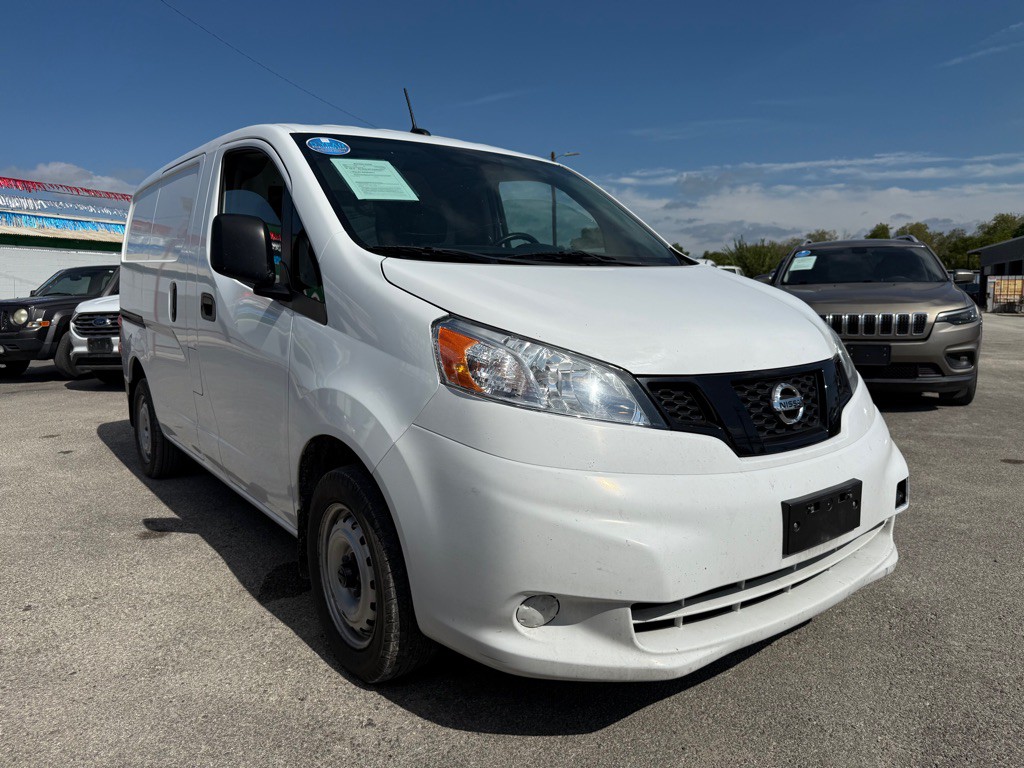 2021 Nissan NV200 Image 2