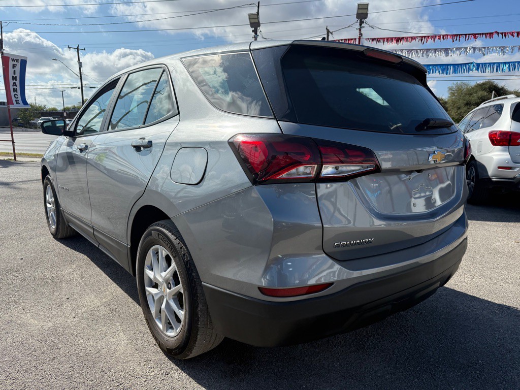 2024 Chevrolet Equinox Image 4