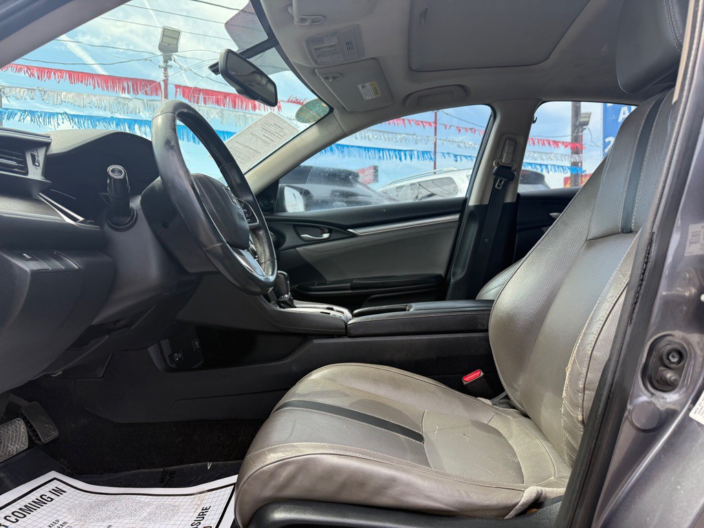 2017 Honda Civic Image 5