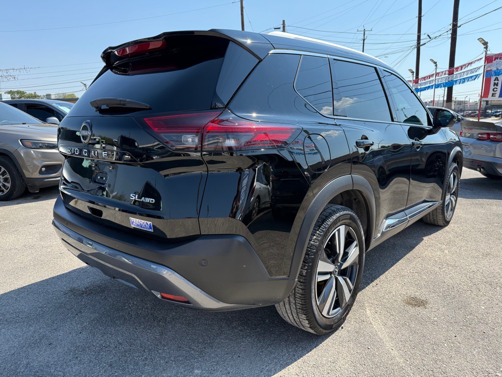 2023 Nissan Rogue Image 3