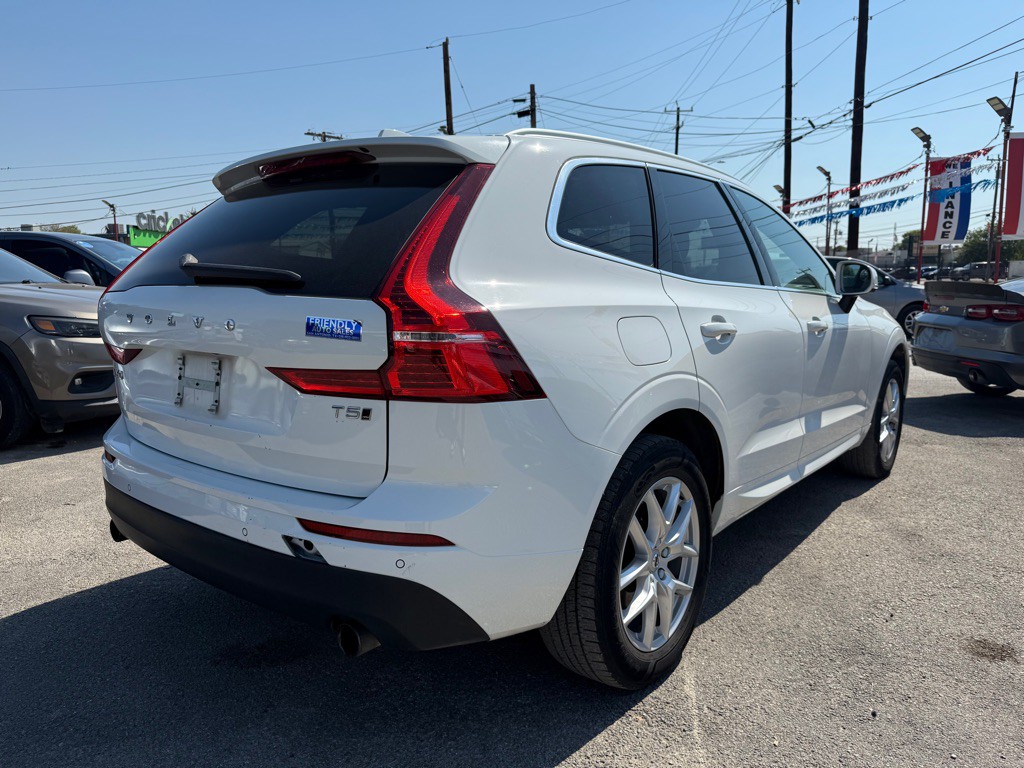 2020 Volvo XC60 Image 3