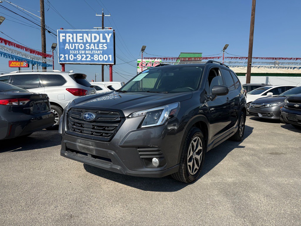 2023 Subaru Forester Image 1