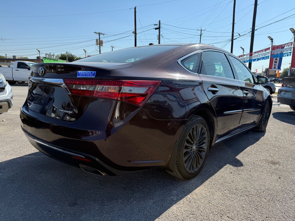 2016 Toyota Avalon Image 3