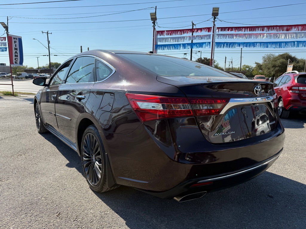 2016 Toyota Avalon Image 4