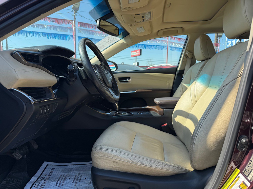 2016 Toyota Avalon Image 5