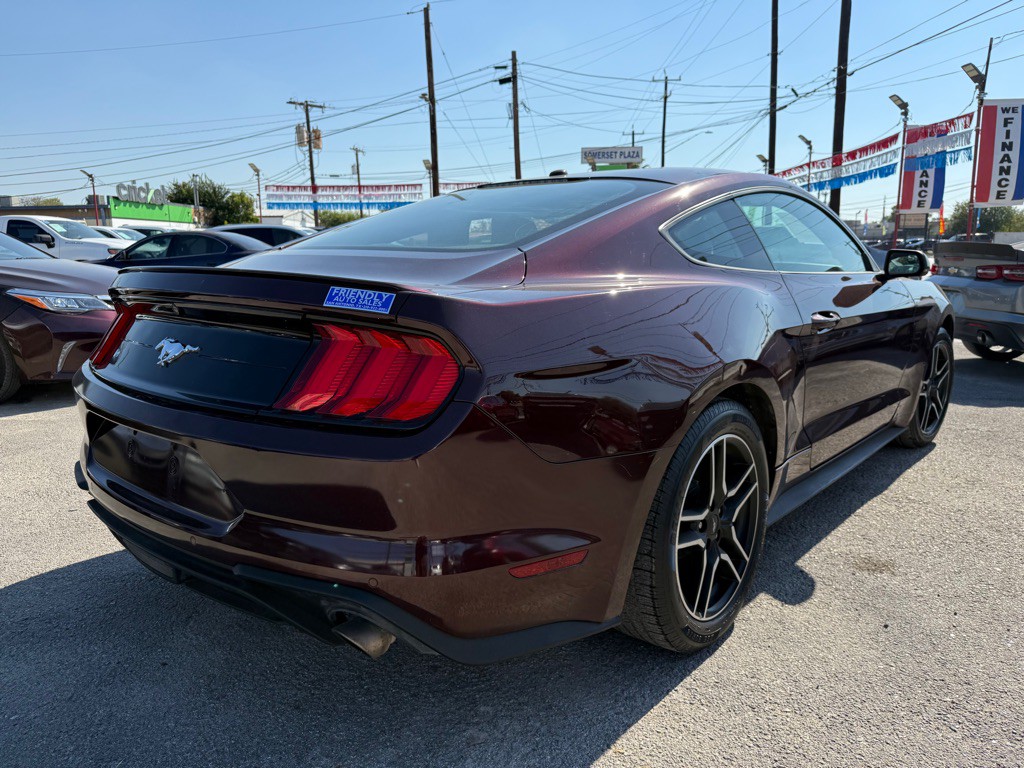 2018 Ford Mustang Image 3