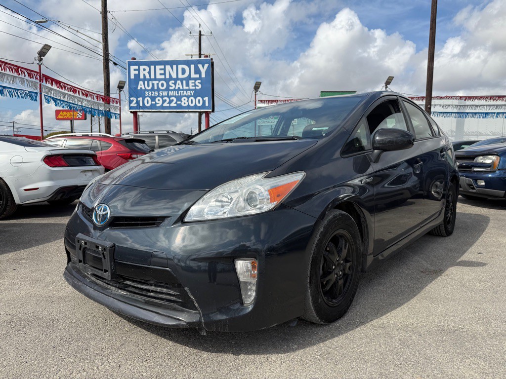 2015 Toyota Prius Image 1