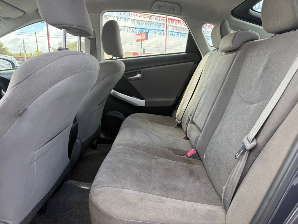 2015 Toyota Prius Image 6